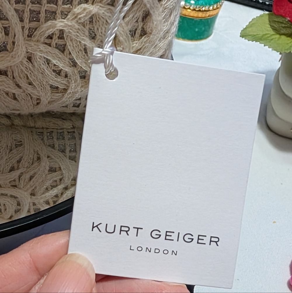 Kurt Geiger Md Kensington With Cream Embroidered Lace Exterior W/ Braided Handle - Picture 8 of 16